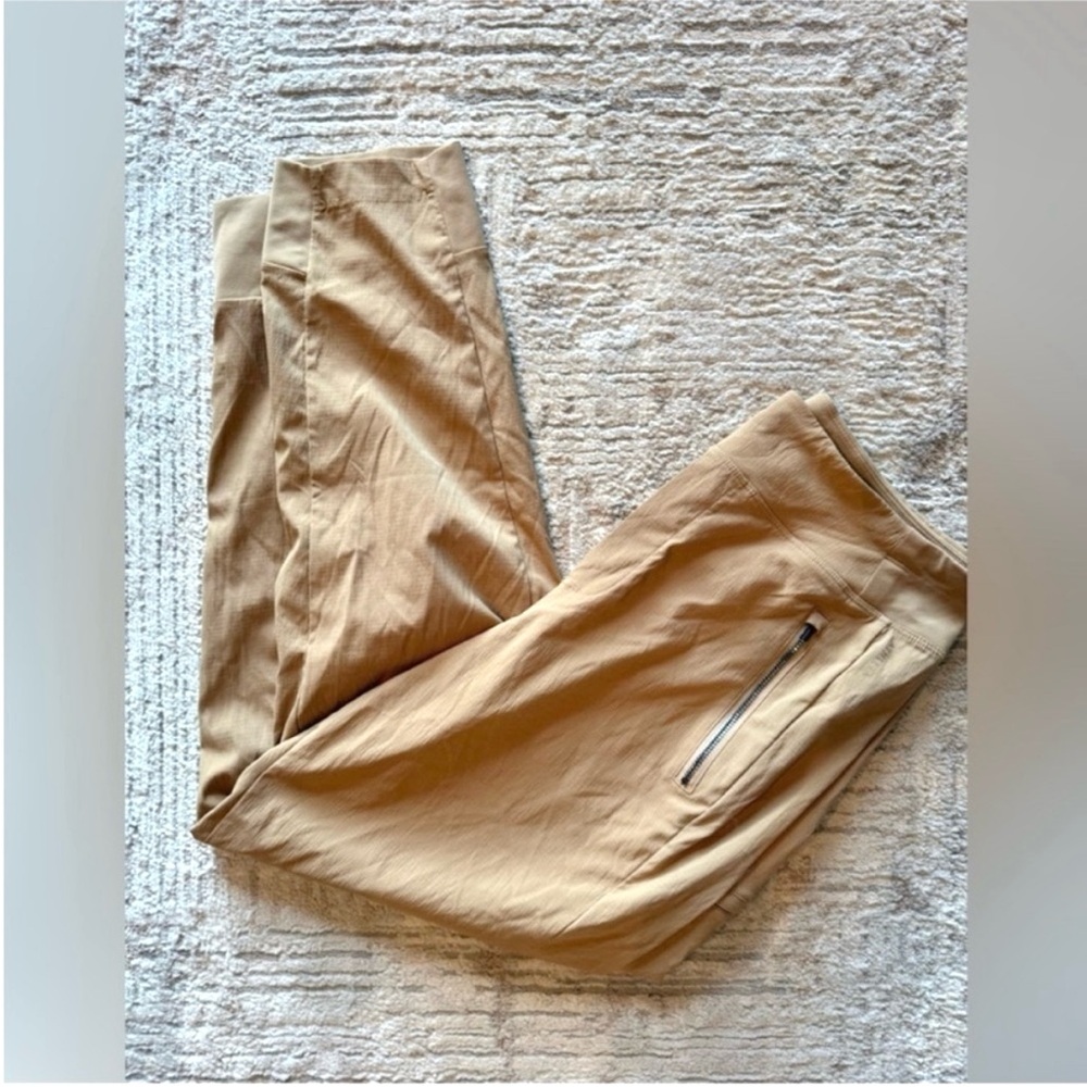Athleta Tan Jogger Pants